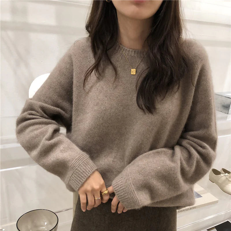 Women's Loose Thickened Round Neck Short Pure Wool Knitted Sweater