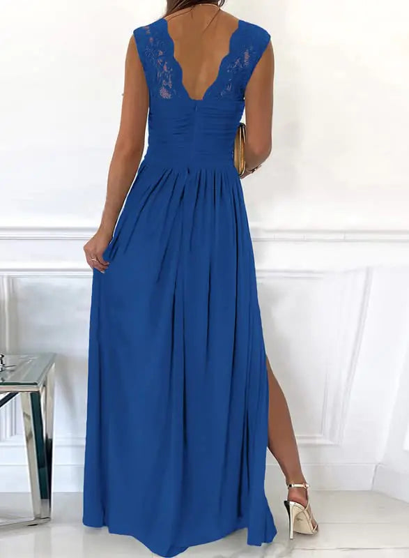 Women's V-Neck Ruched Bridesmaid Maxi Dress - 0