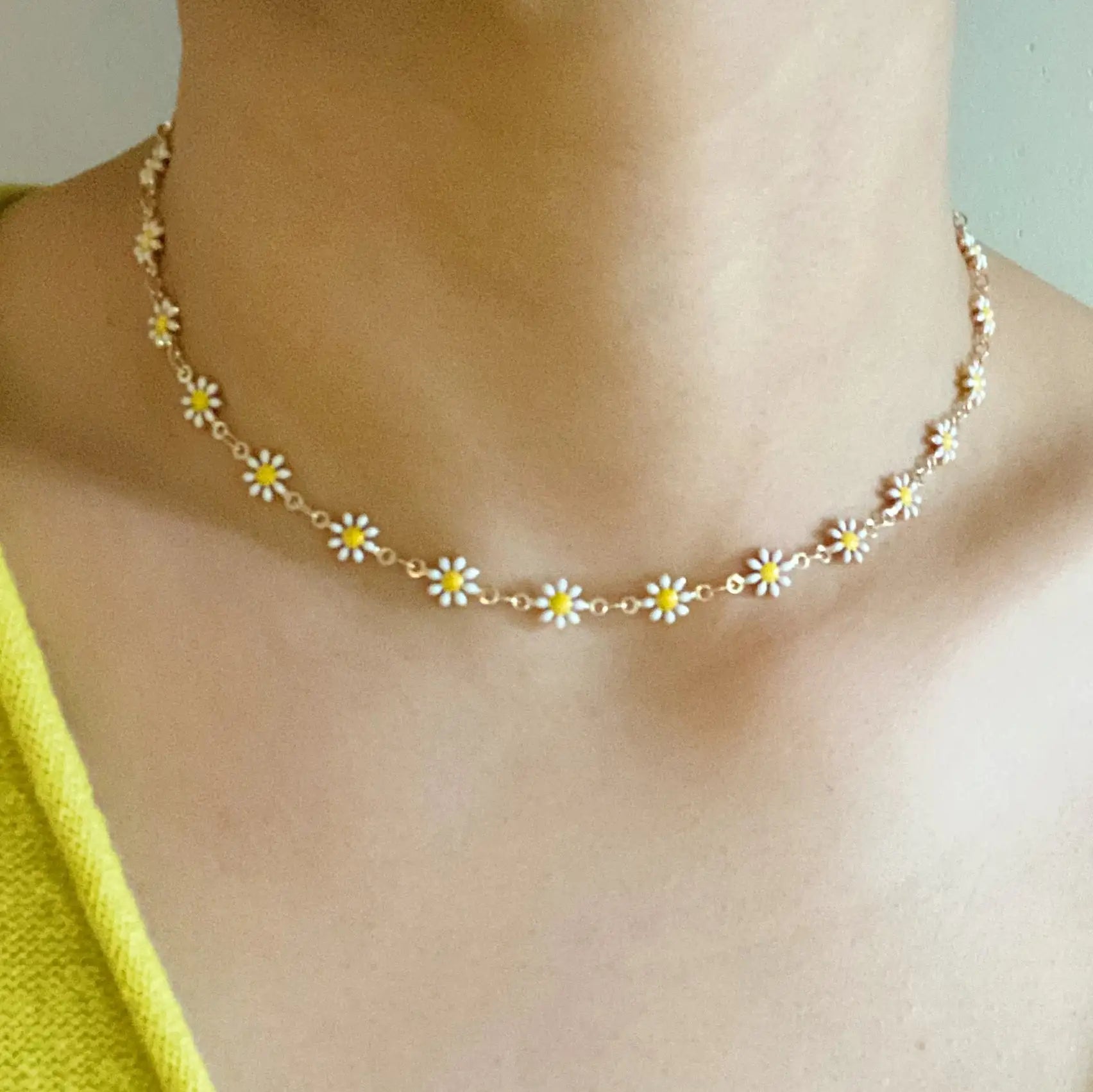 All Around Daisy Necklace - 0